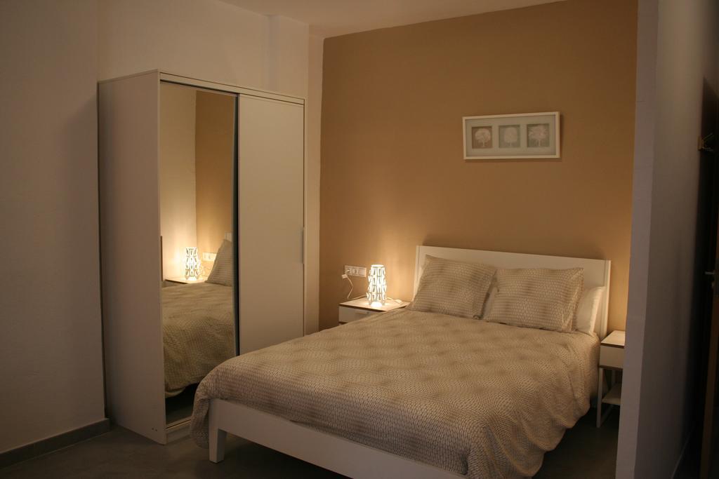Appartement Angosta Del Carmen à Málaga Extérieur photo