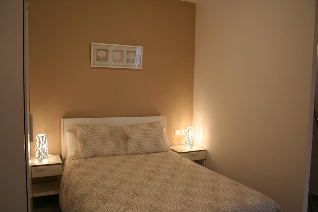 Appartement Angosta Del Carmen à Málaga Extérieur photo