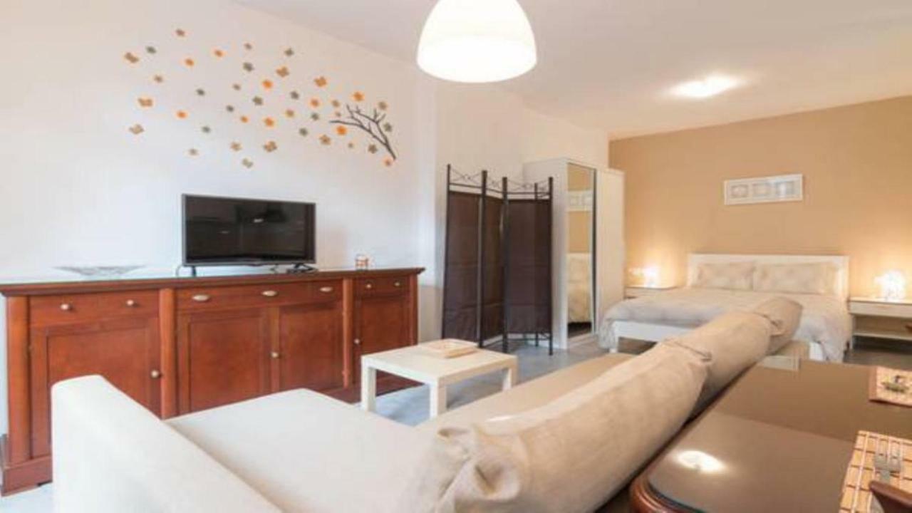Appartement Angosta Del Carmen à Málaga Extérieur photo
